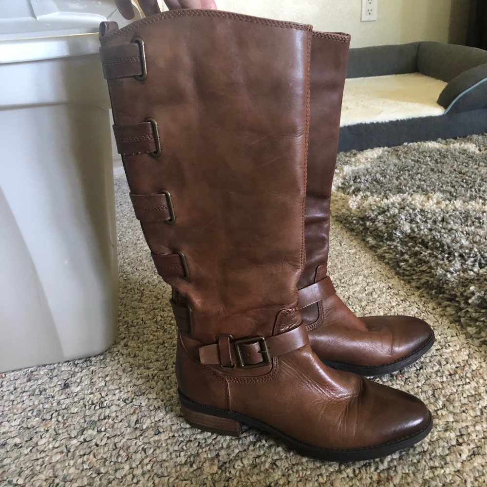 Arturo Chiang brown boot